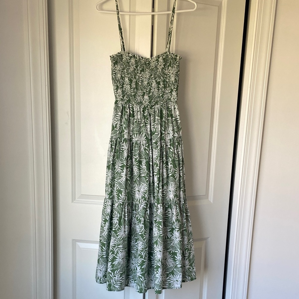 Lulu's Green Floral Midi Dress